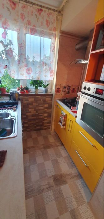 Inchiriez apartament cu 2 camere in  regim hotelier