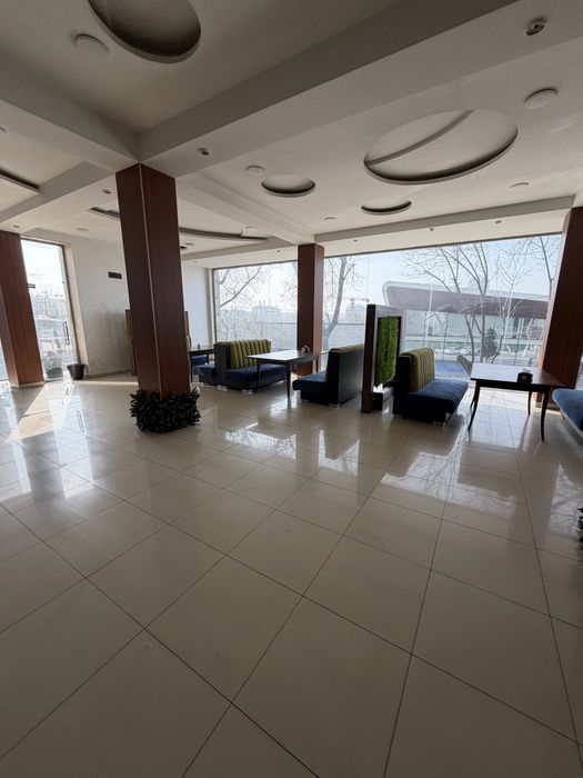 Диван стол стул енги сотилвотти