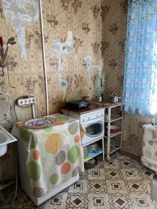 Продам трехкомнатную квартиру