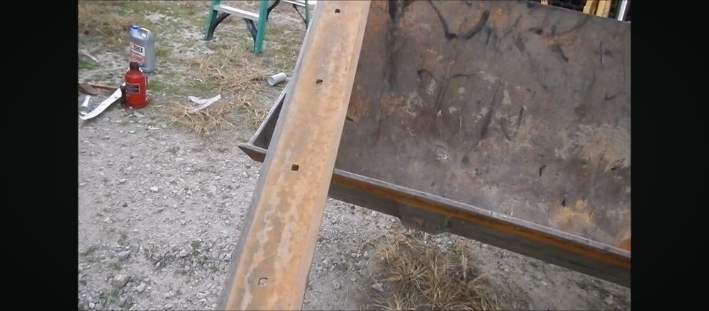 Cuțite cupă buldoexcavator