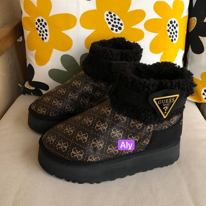 Ghete Îmblănite dama