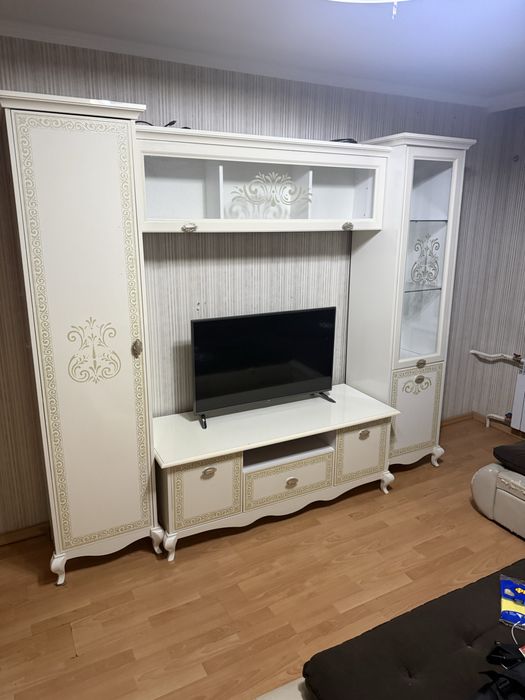 Продам ТВ стенку