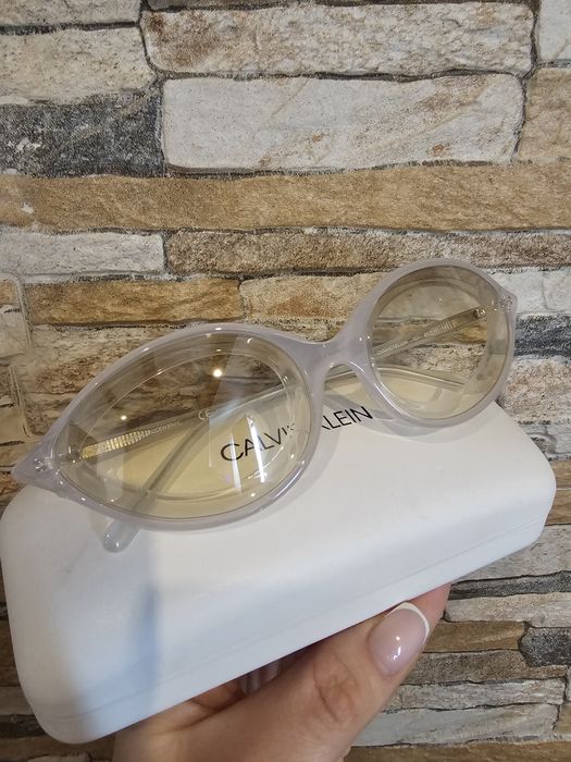 Слънчеви очила "Calvin Klein"
