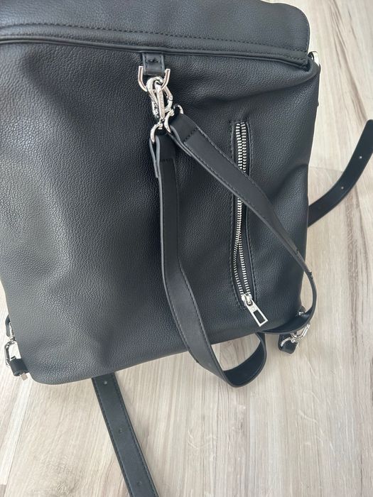 Чанта, тип раница  Desigual