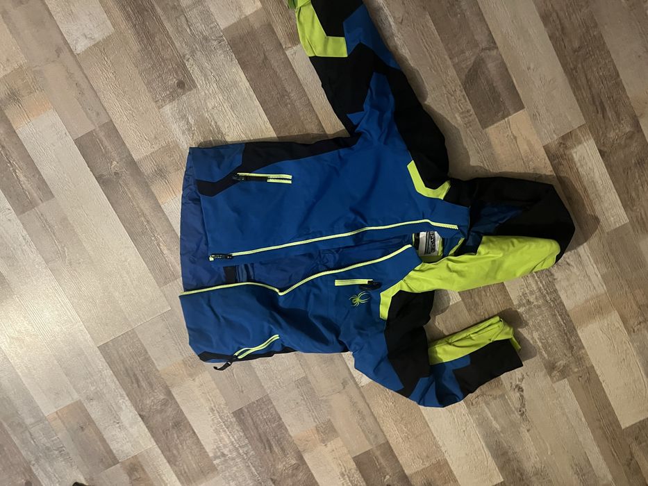 Яке на марката spyder