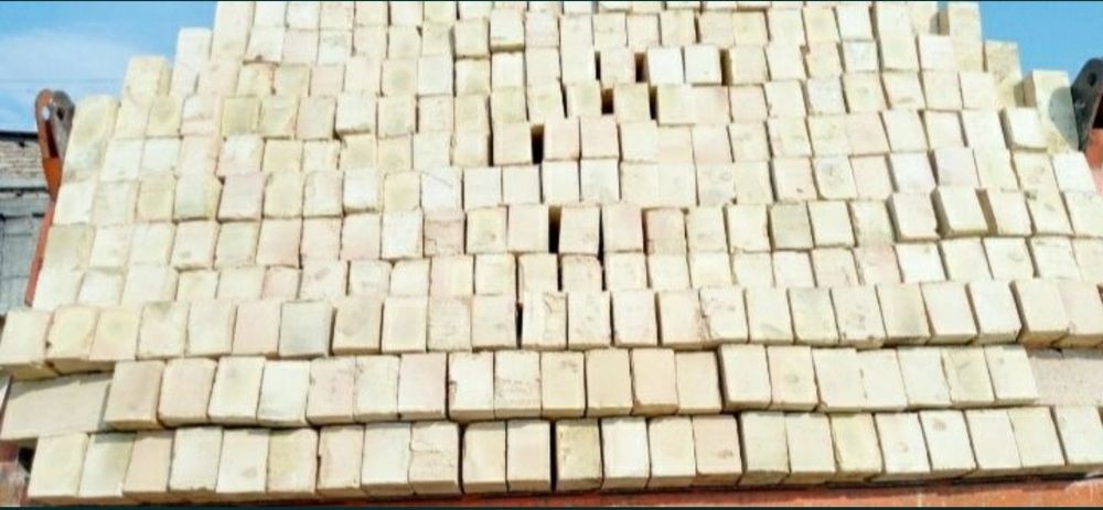 Кирпич гишт Standart va paltara gishtlar 1200 sum