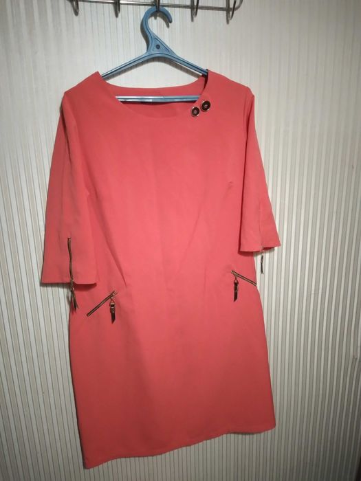 Платья женские р. 52,54