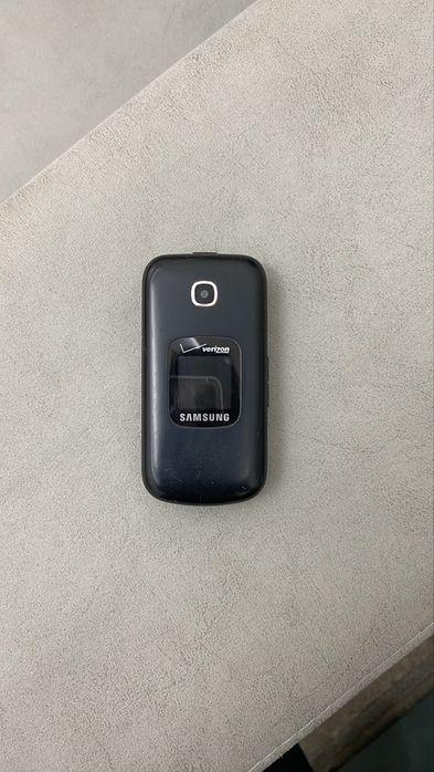 Samsung gusto 3.    .