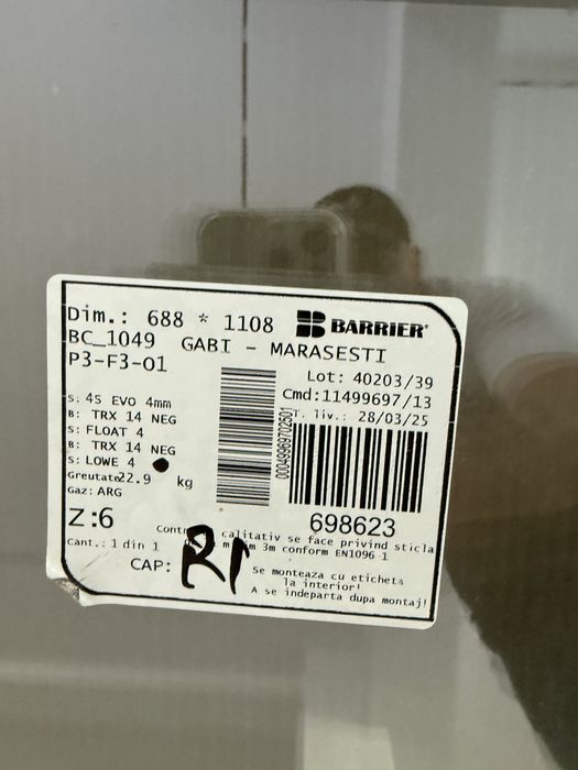 Vand 3 geamuri de termopan ( cu 3 sticle fumurii ) noi