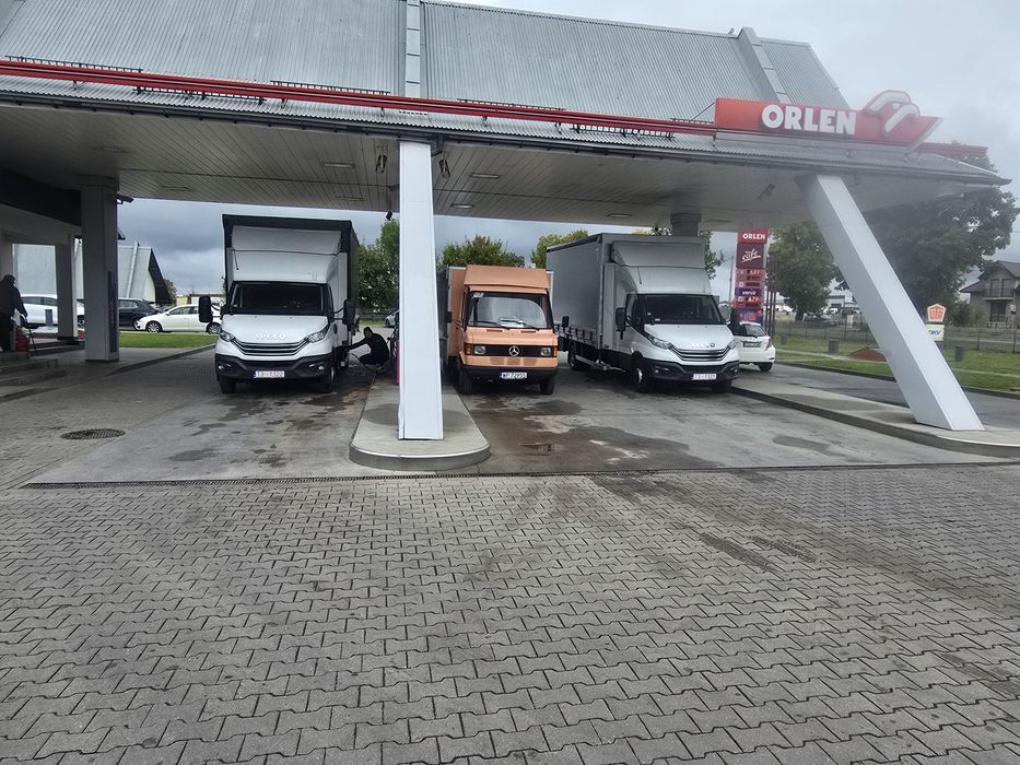 4x Iveco daily 7.2 t 70C18 2022-2024