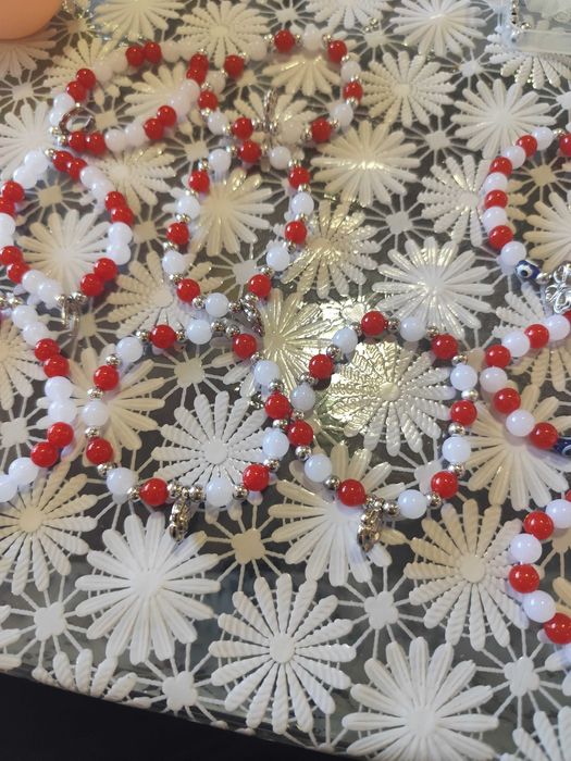 Мартеници- ластични