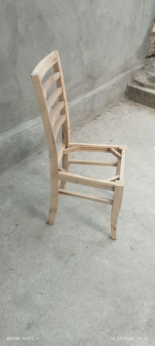 Стул карказ сотилади