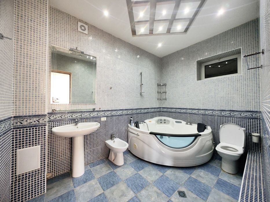 Продаётся Габус на Шевченко Irish pub 180 м² ID: #2962