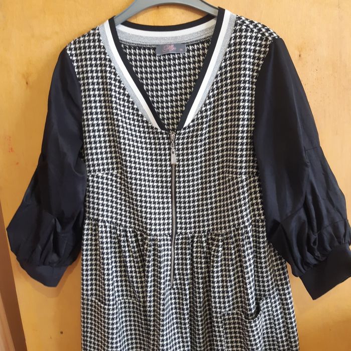 Платье  42 размер ье