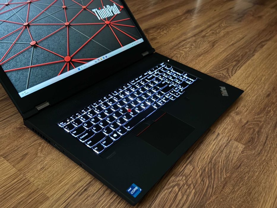 17.3' Full HD i7-10750H Lenovo ThinkPad P17 32GB DDR4/512GB/Nvidia 4GB
