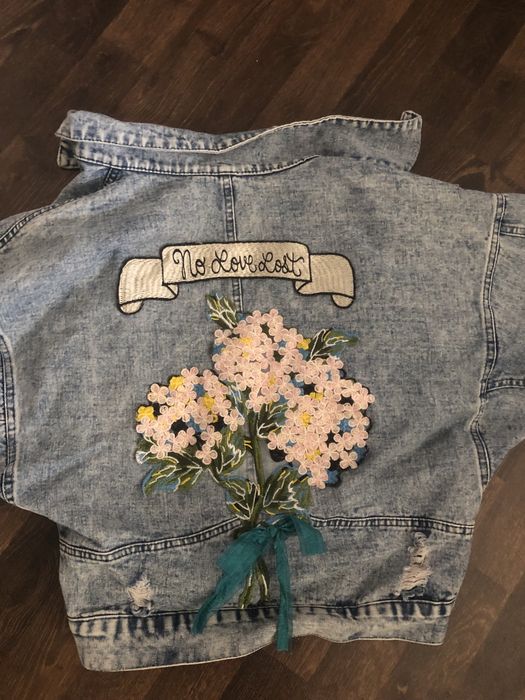 Джинсовая куртка