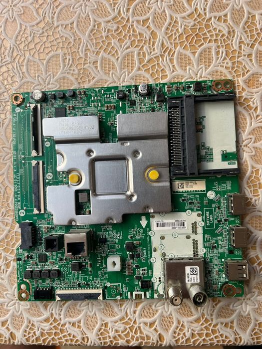 Vând placa de baza TV LG50up75006LF