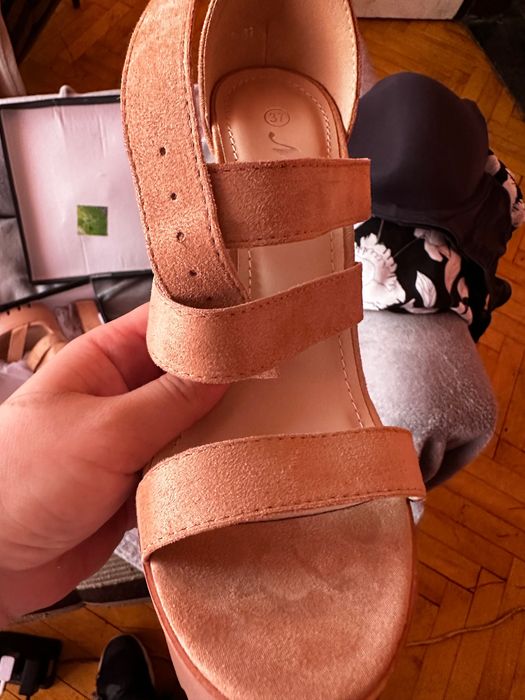 Дамски обувки високи