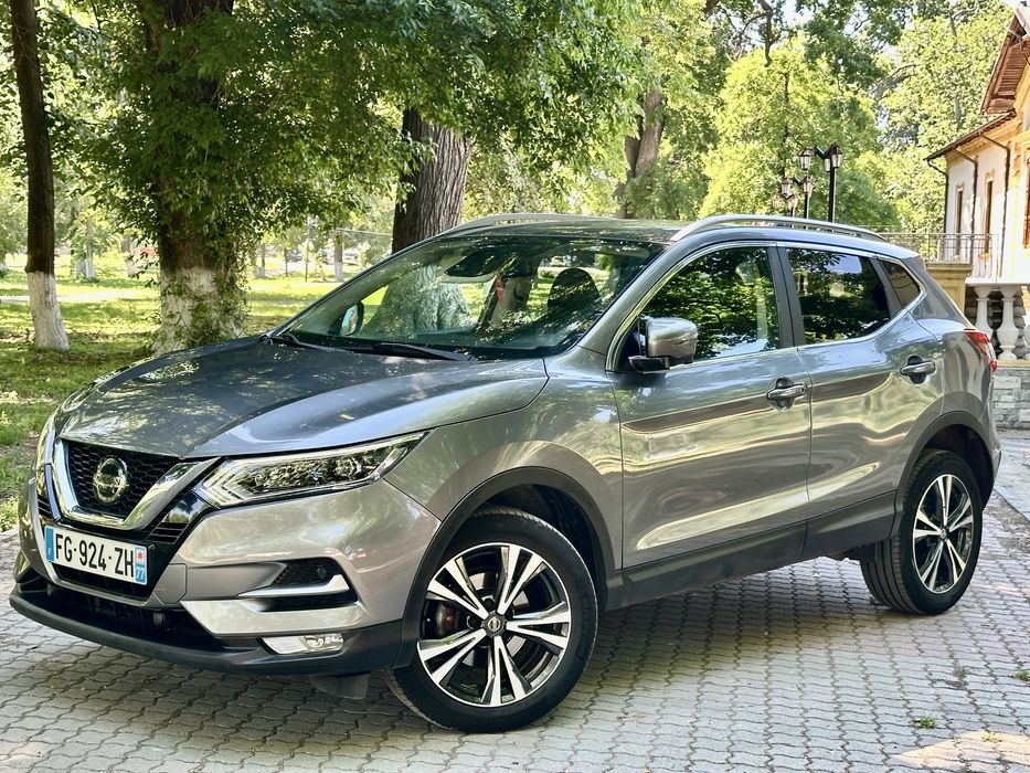 NISSAN Qashqai 2019