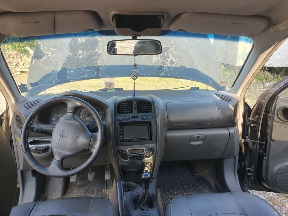 Hyundai Santa Fe на части