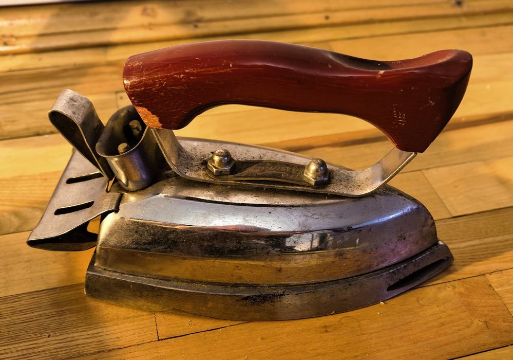 Fier de călcat Vintage & Retro