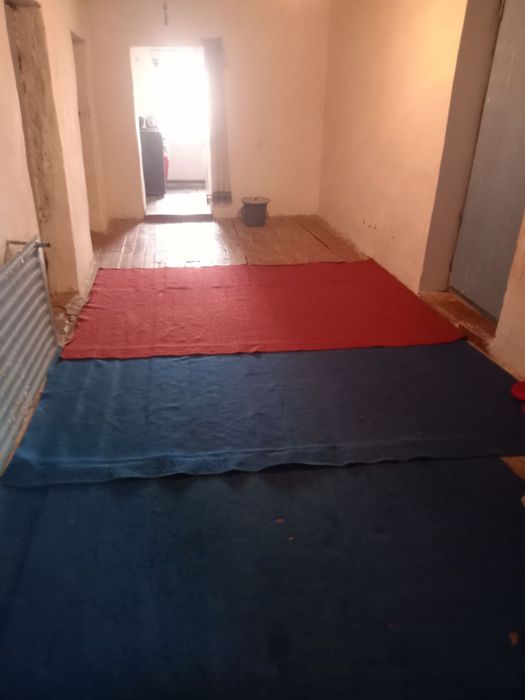 Jay  7 bo’lmeli jay satiladi