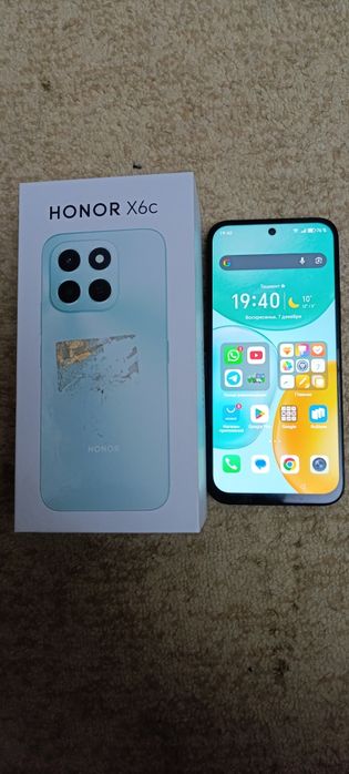 Продаётся телефон Honor x6c 6/128GB