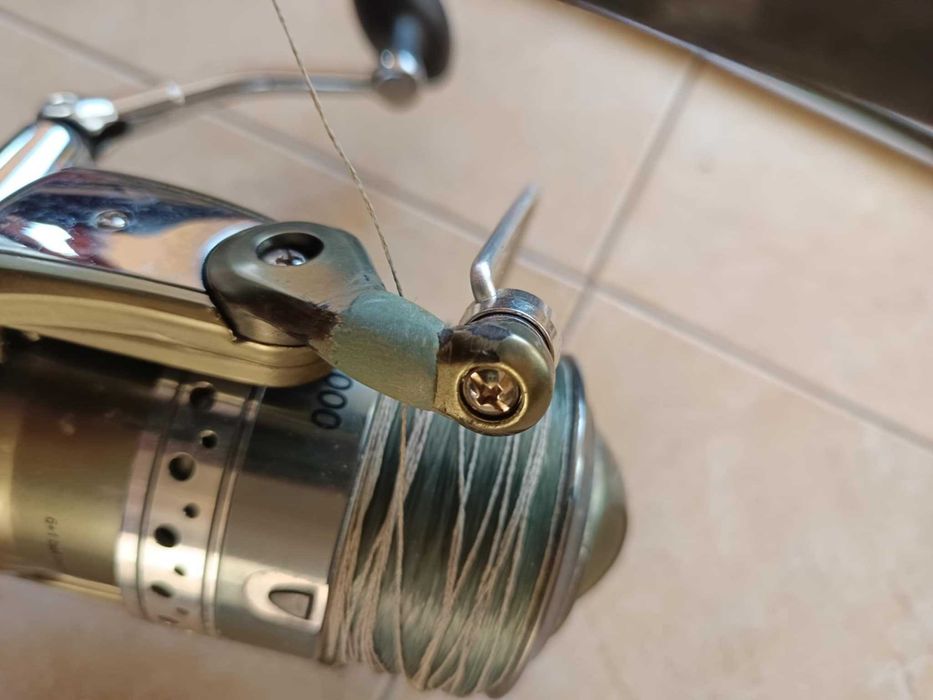 Продавам два бюджетни шаранджийски комплекта и ел. двигател