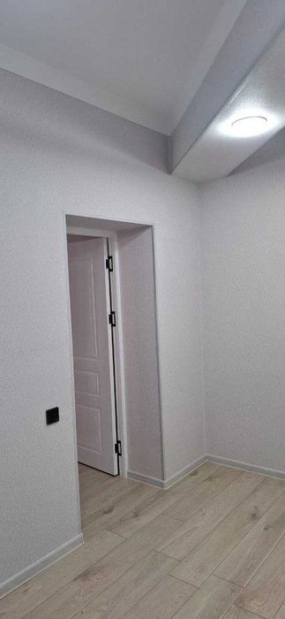 Продаю Свою квартиру в Яшнабадском районе Новострой 2х ком 2-этаж 45м2