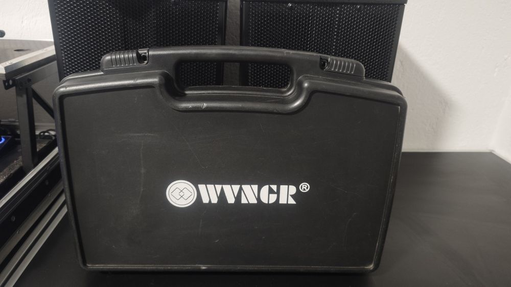 AKG Perception Безжичен вокален микрофон