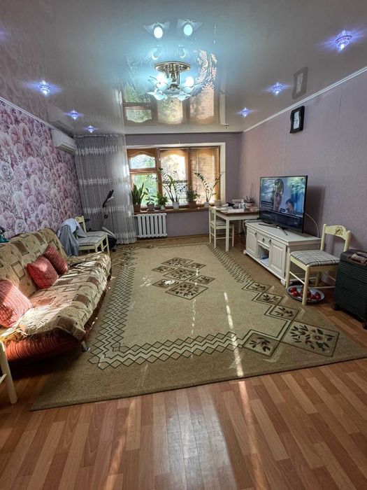 Продается 3 ком квартира район Галактики