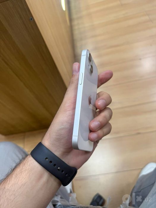 Iphone 13 ок айби батарейка си алмашган ишлашида айби йок 128 тали