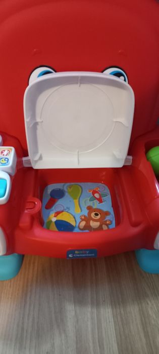 Scaun muzical Baby Clementoni