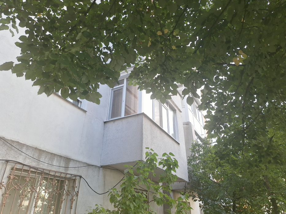 Vand apartament 4 camere, etajul 1