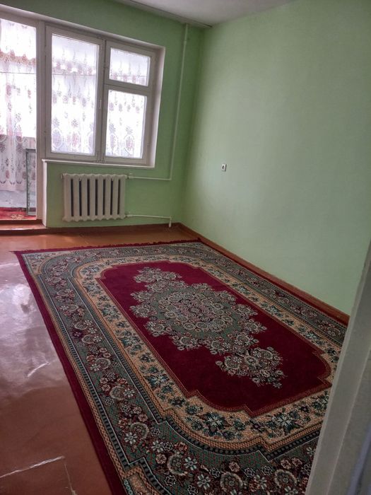 4 каватли домнинг 3 каватида 2 хонали квартира ижарага берилади