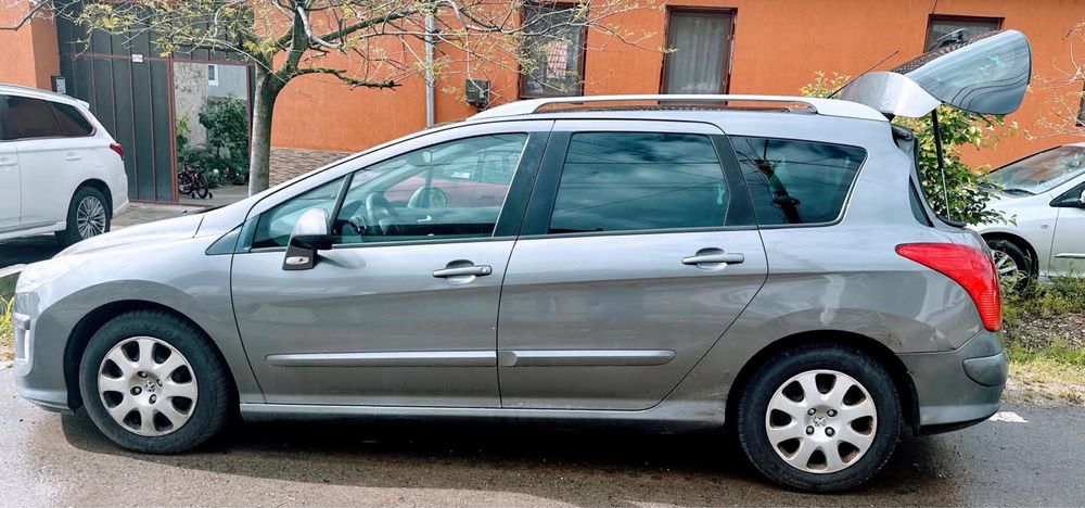 Peugeot 2009 detalii la telefon
