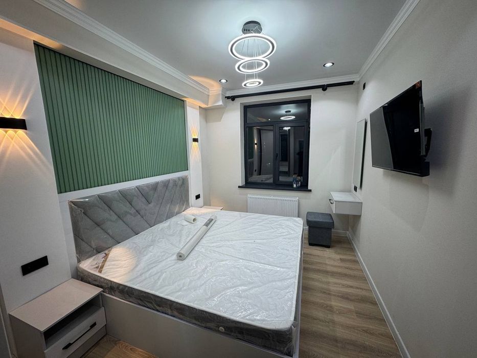 Юнусабад 13 квартал. Продается квартира 2/5/8