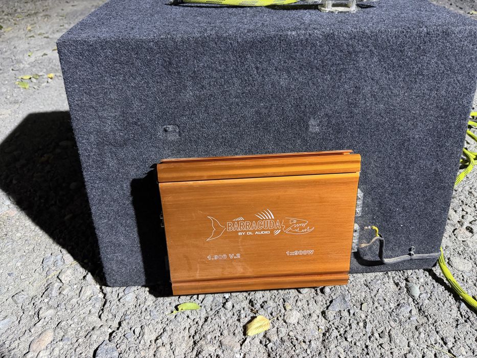 Сабвуфер + усилитель DL Audio Barracuda 1.900 V2 + провода