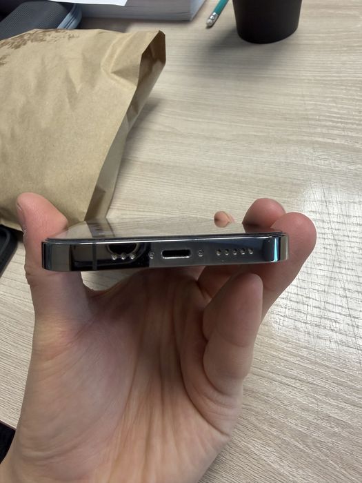 Продам Iphone 13 Pro