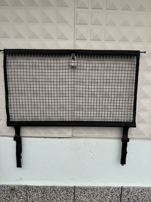 Щора и преградна мрежа за багажник на peugeot partner / пежо партнер