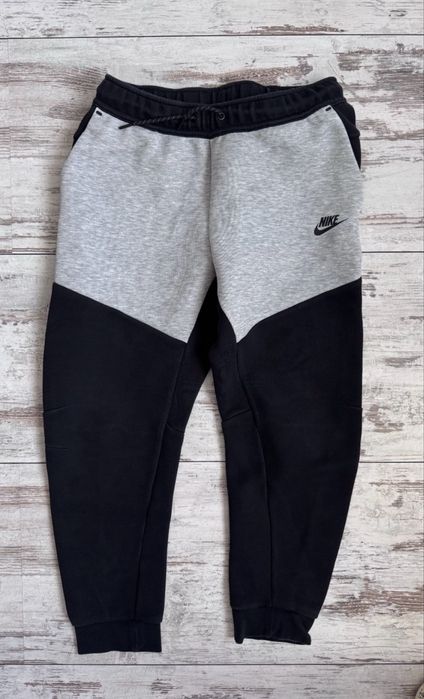 Долнище  Nike Tech