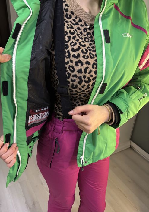 Ски екип на марка CMP