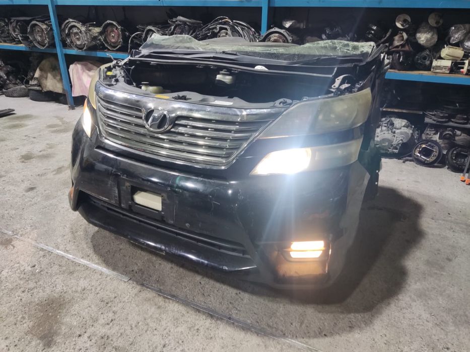 Фары Toyota vellfire
