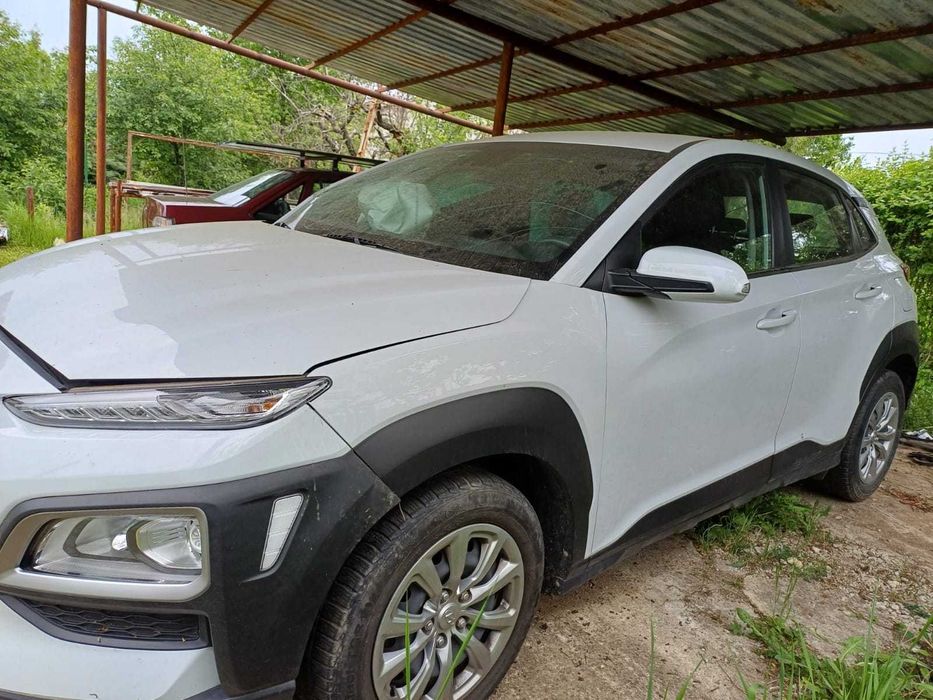 Vand Hyundai Kona 1.0 T-GDI 2020 – avariată – 32.264 km – pentru dezmembrare sau reparație
