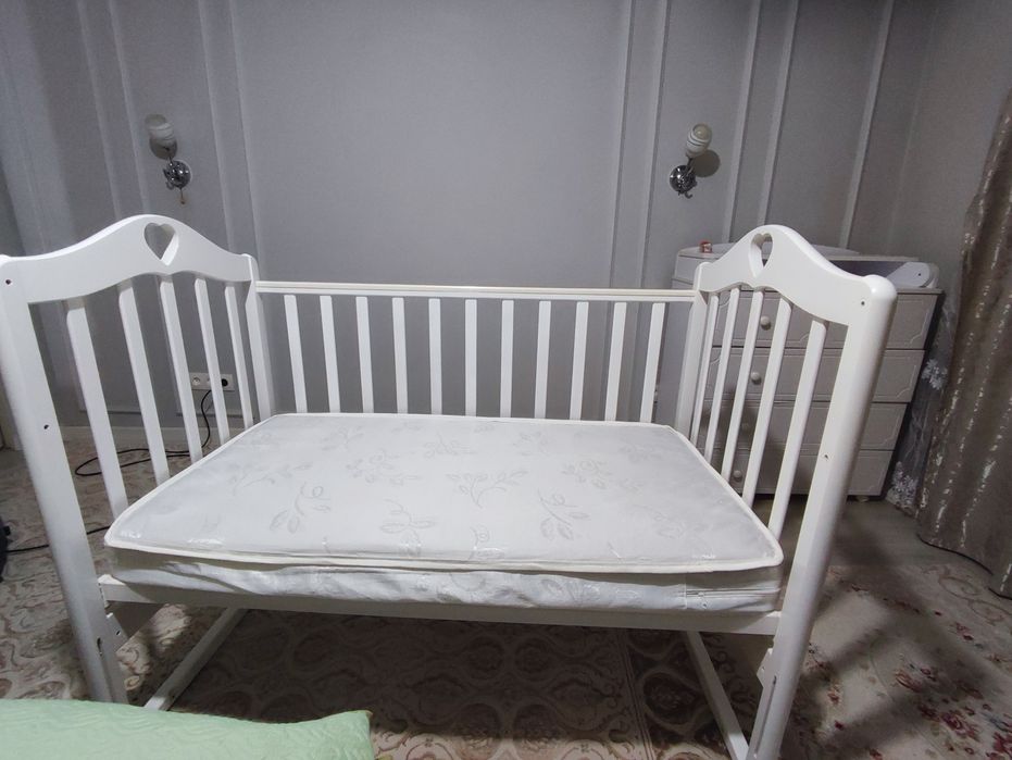 Манеж детский белый