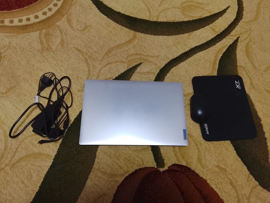 Lenovo 25г  ноутбук