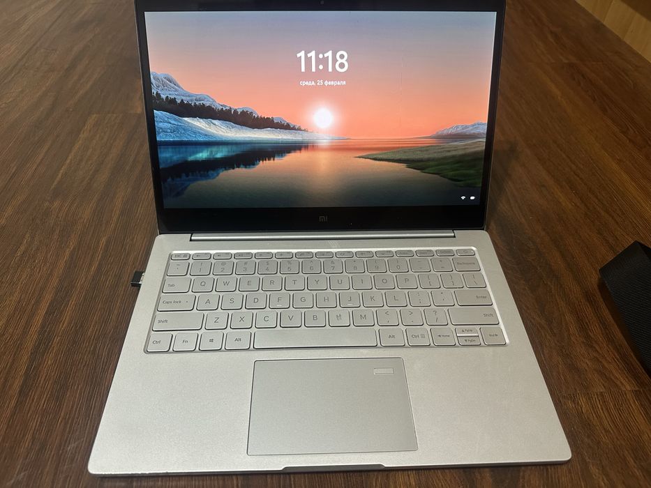 Продается ноутбук Mi