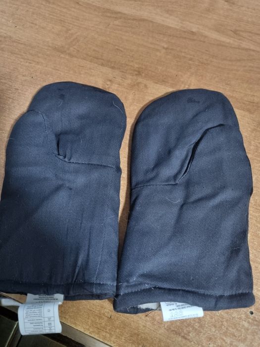 Продам зимние меховые рукавицы
