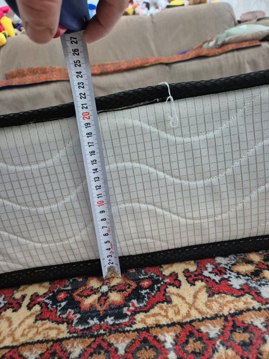 Продам матрас размер 1000×1900×20