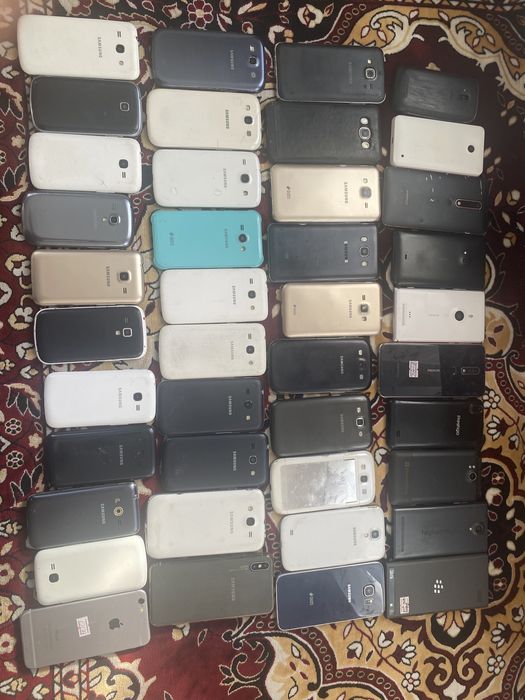 Продам телефоны